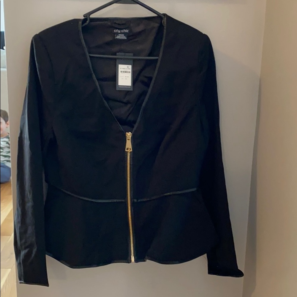 Plunge zip up top